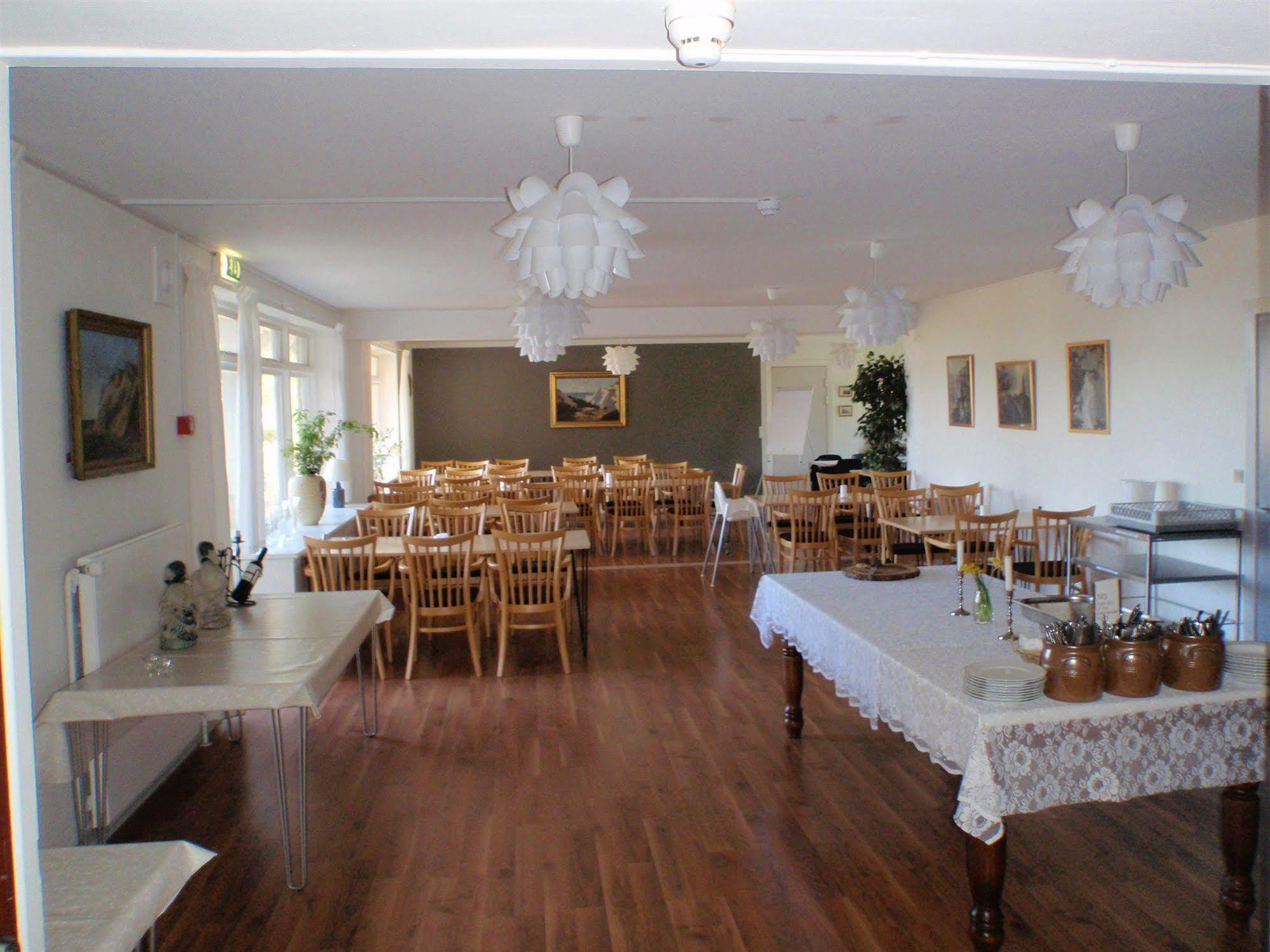 Mon Hostel & Vandrehjem Борре Экстерьер фото